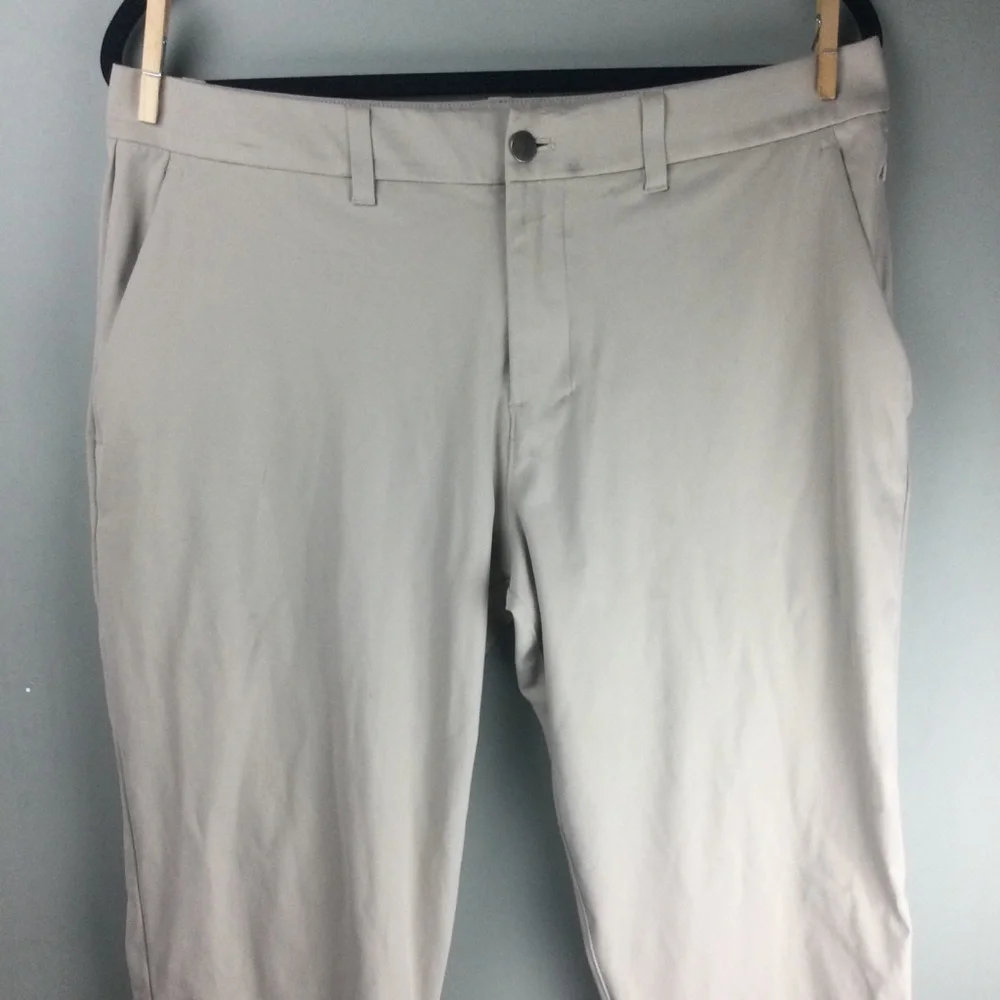 Lululemon ABC Classic Fit 28” Warpstreme Trench Khaki Trouser Size 34